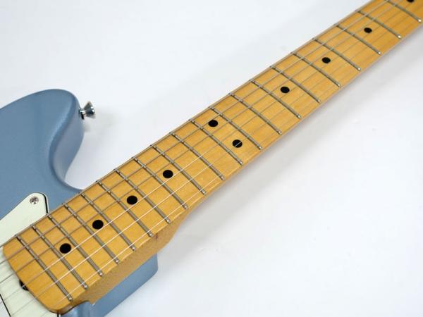 Vanzandt ヴァンザント Bronson III / Maple 1P Neck / Ice Blue