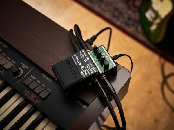 BOSS ボス RE-2 Space Echo スペースエコー ディレイ ボス