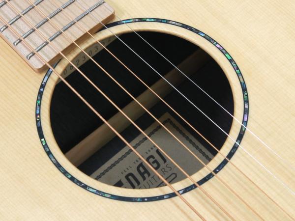NAGI アコースティックギター　エレアコ　メイプル NAGI GUITAR shiro ナギ アコースティックギター 送料無料
