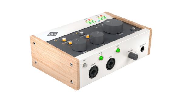 Universal Audio ユニバーサル オーディオ Volt 476 ◆在庫入荷!今なら即納可能です!【ローン分割手数料0%(12回迄)】