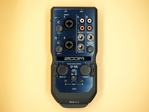 Zoom U-44 - U-44 Handy Audio Interface