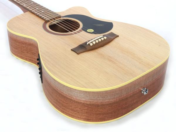 Maton Guitars メイトンギターズ PERFORMER アコースティック