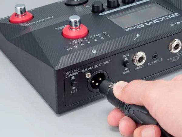 ヨドバシ.com - ズーム ZOOM ベース マルチエフェクター B2 FOUR 通販【全品無料配達】