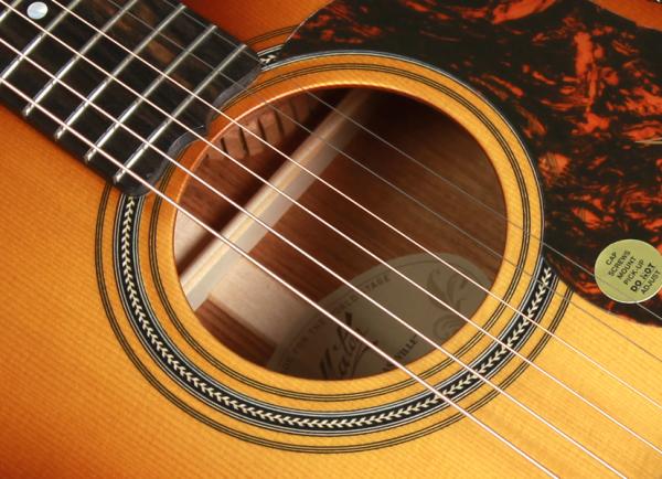 Maton Guitars メイトンギターズ EBG808C Nashville