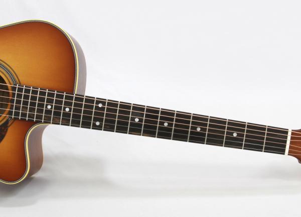 Maton Guitars メイトンギターズ EBG808C Nashville