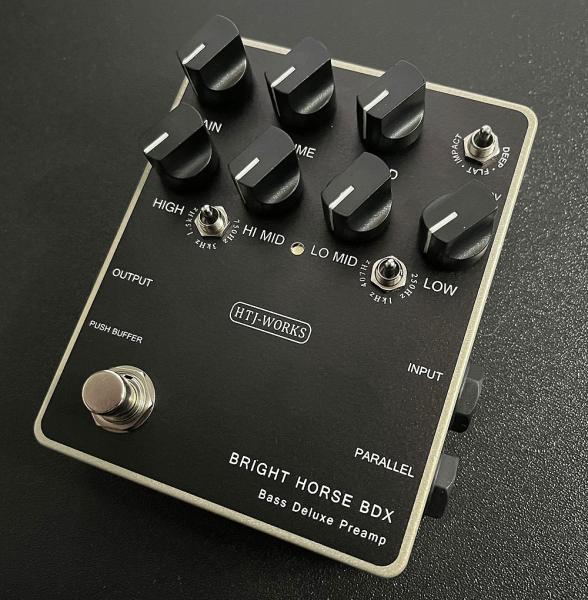 HTJ-WORKS BRIGHT HORSE BDX -Bass Deluxe Preamp-〈シャンパンシルバー〉【取り寄せ商品】