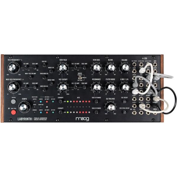 MOOG MOTHER-32 アナログシンセサイザー 邪魔くさく