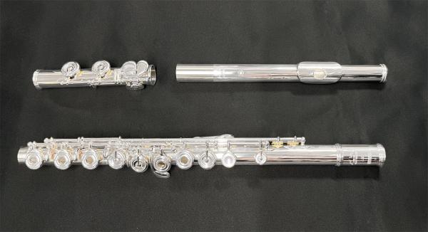 ヤマハ　フルート　YFL-261SⅡ　リングキィ オフセット　銀メッキ 167135.jpg