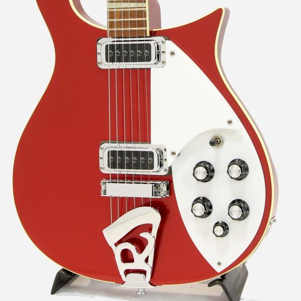 2020年製Rickenbacker 620ハードケース鍵付きストラップピン 2020年製