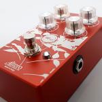 Altero Custom Guitars Mag -Distortion-